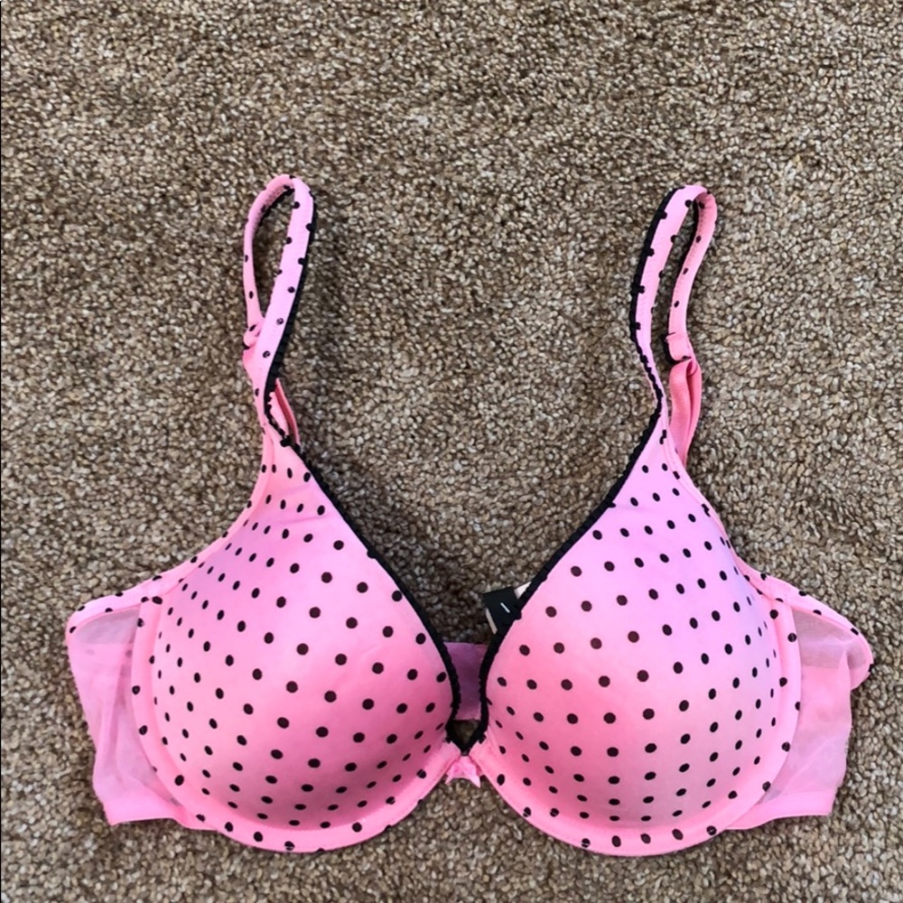 BNWT Victoria’s Secret sexy little things bra